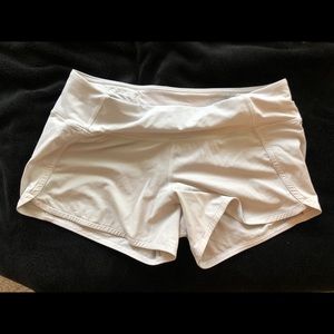 WHITE LULULEMON SHORTS